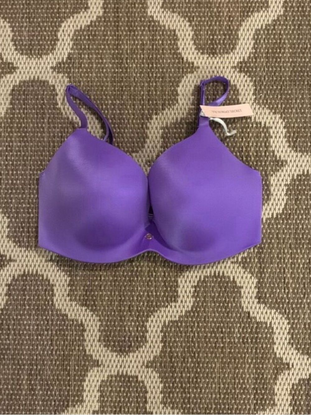 Victoria’s Secret so obsessed padded no wire bra size 34DDD